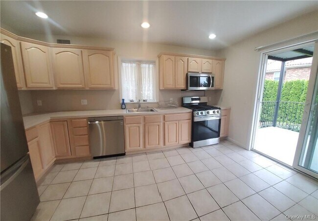 Photo - 315 Washington Ave