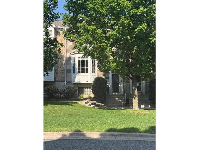 Photo - 15608 Prospect Rd