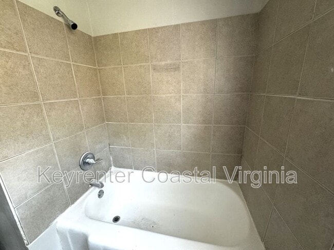 Photo - 211 Rogers Ave