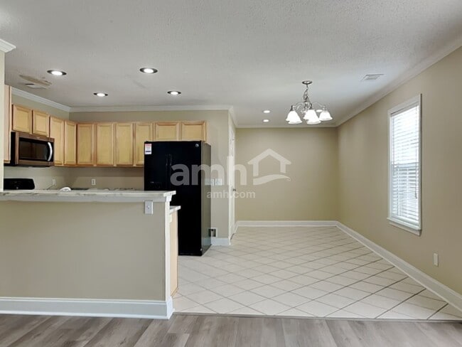 Photo - 113 Willow Lakes Ct