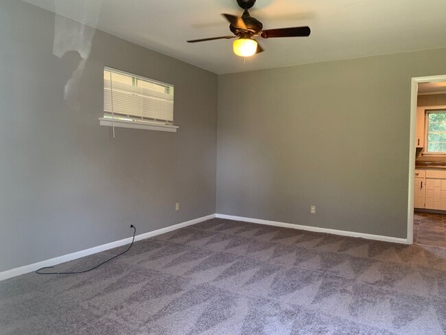 Photo - 204 Latona Ln