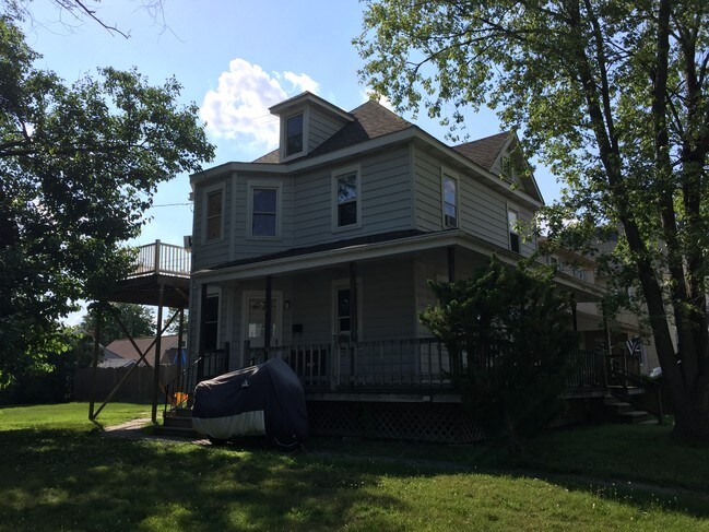 Photo - 118 Oswego Ave Unit A