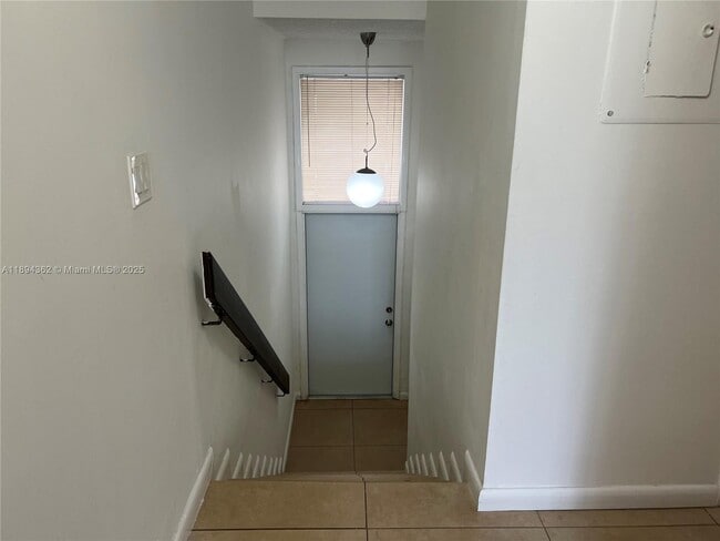 Photo - 10060 NW 9th St Cir Unidad 3