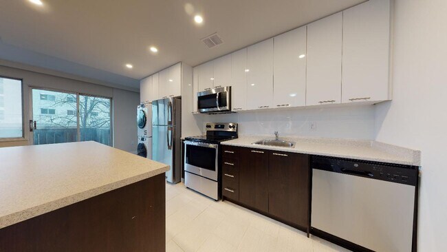 Photo - 765 Browns Line