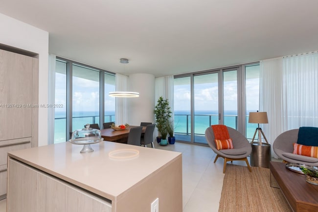 Photo - Season Rent at Hyde Beach 2/2