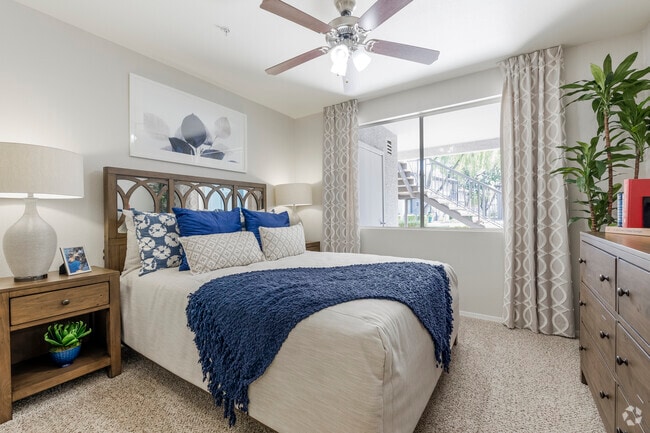 2 habitaciones, 2 baños, 967 pies cuadrados, segundo dormitorio - Vista Grove Apartments