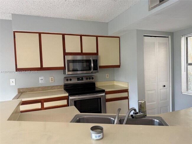 9999 Summerbreeze Dr Unit 119