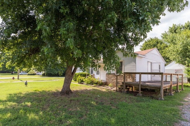 Photo - Beautiful 3 Bedroom, 1 Bath in Sand Springs!