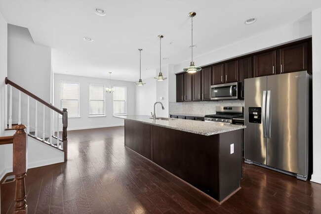 Photo - 9908 Wood Edge Wy