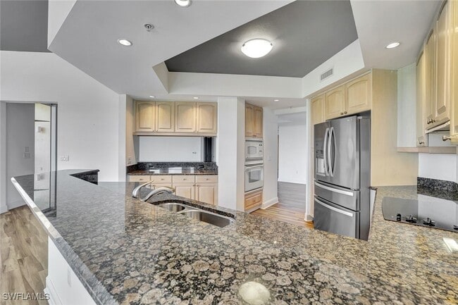 Photo - 1060 Borghese Ln Unidad 2001