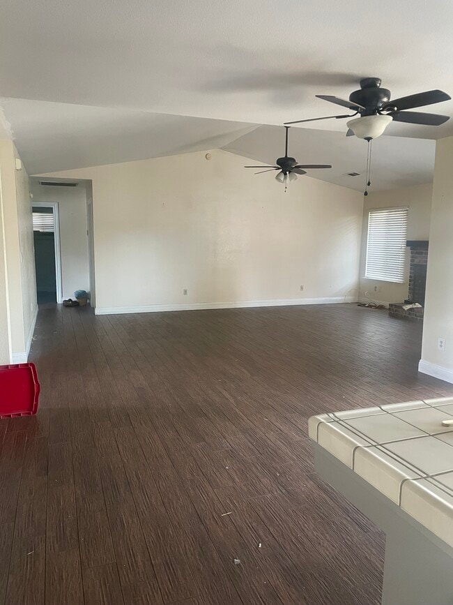 Photo - 429 Benjamin Ct