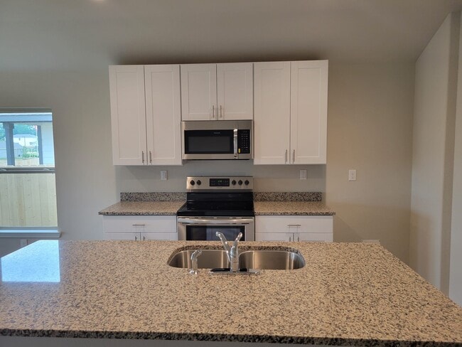 Photo - 14930 Dane Ct
