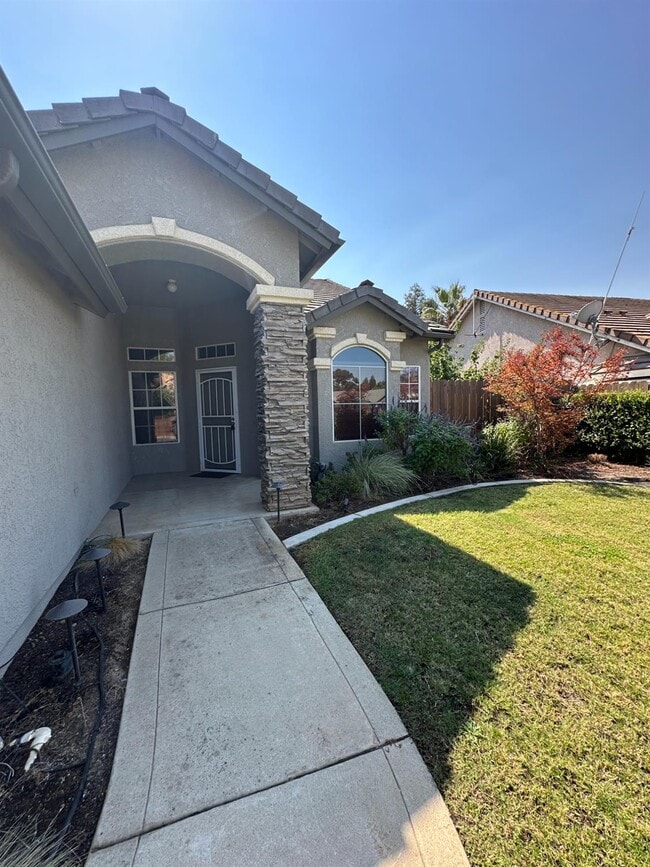 Photo - 2249 E Rush Ave