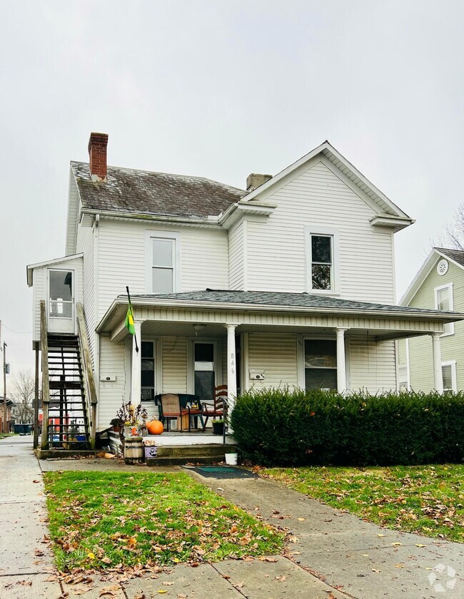 Building Photo - 846 E Mulberry St Unit A Rental