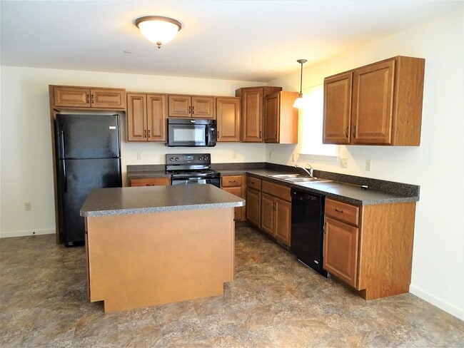 Photo - 256 Limestone Dr