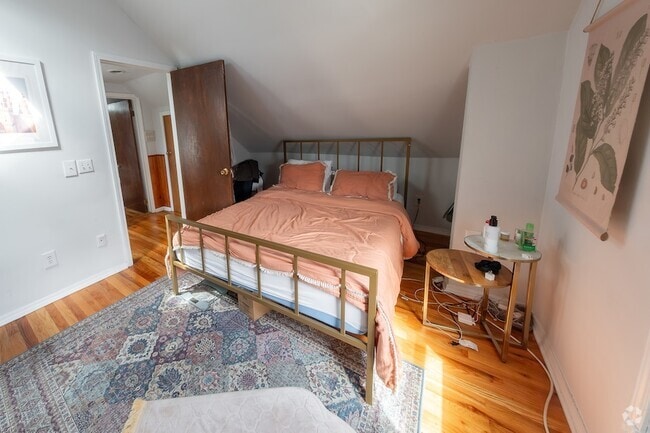 Building Photo - 1304 N Campbell Ave Rental