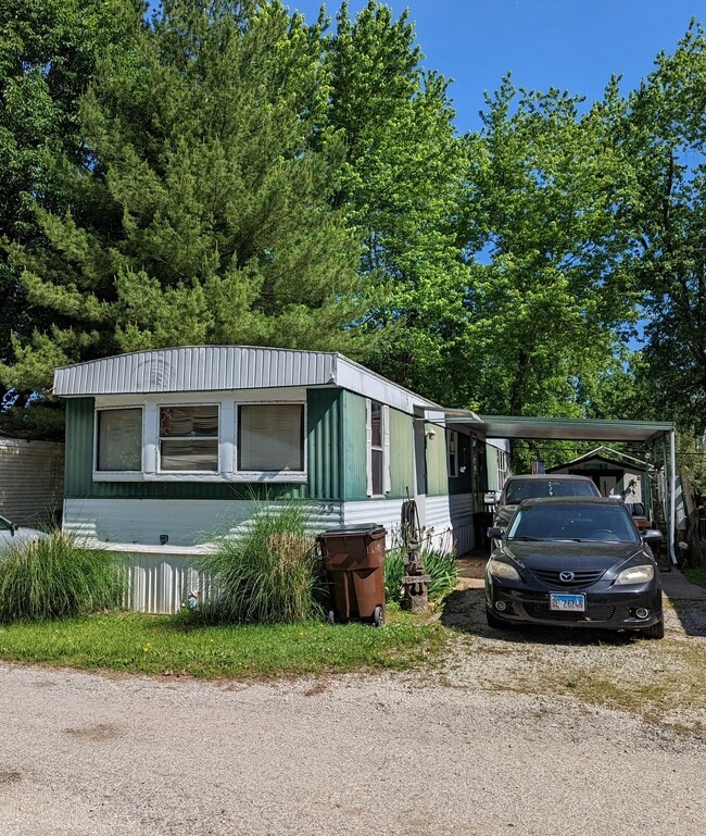 Photo - 200 Carroll St
