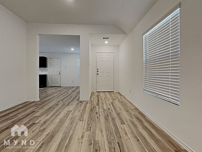 Photo - 4230 Magnolia Bay Dr