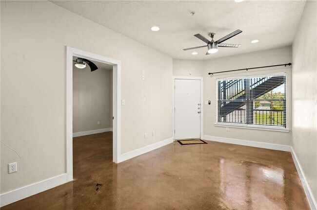 Photo - 1807 Poquito St Unidad 38