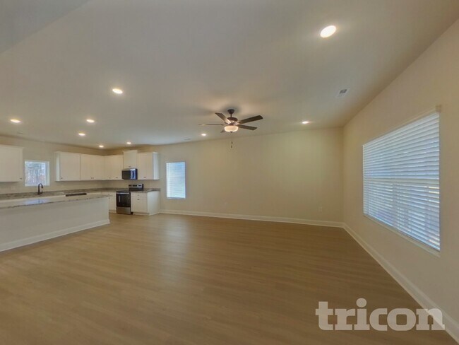 Photo - 6442 Fairford Dr