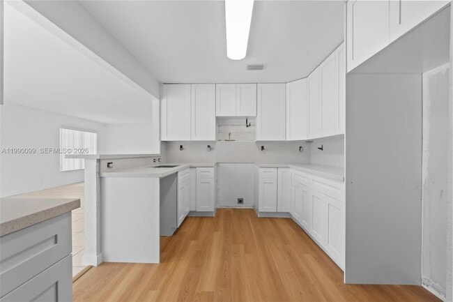 Photo - 841 NW 10th St