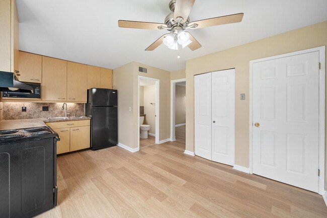 Photo - 447 Olian Dr