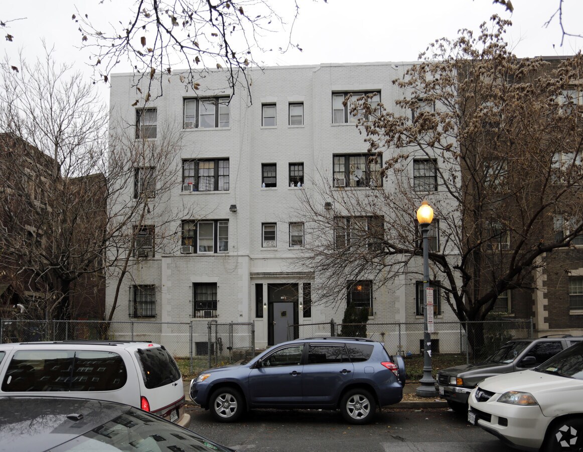Photo - 1433 Columbia Rd NW Apartments