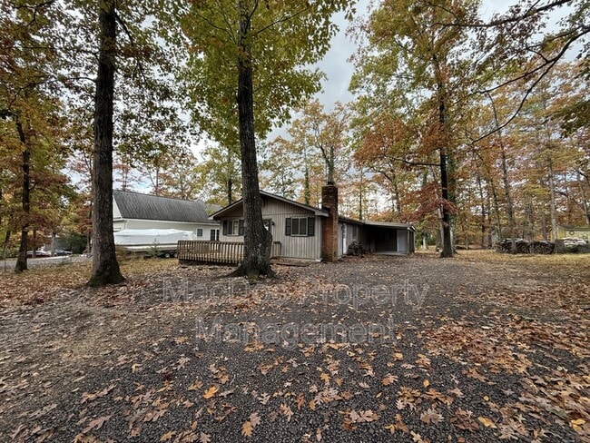 Photo - 900 Lakeview Pkwy