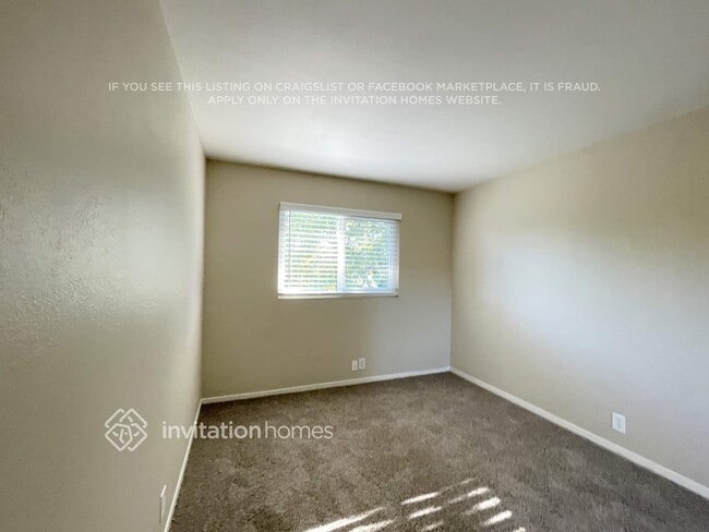 Photo - 1870 Woodglen Ln