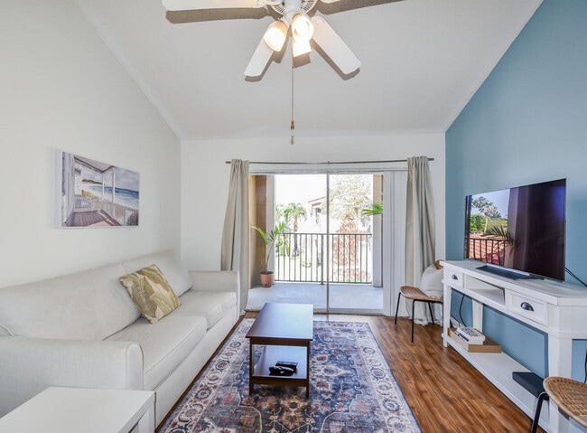 Building Photo - 7896 Sonoma Springs Cir Unit 202