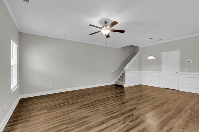 Photo - 110 Birch Cir