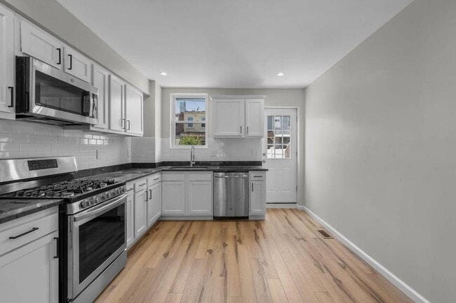 Photo - 126 S Highland Ave