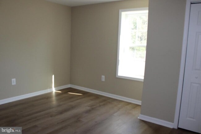 Photo - 20 Aster Ln