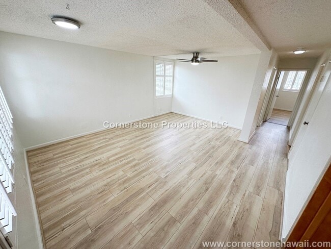 Building Photo - 95-636-636 Hanile St Rental