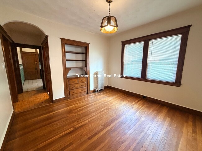 51 Dearborn St Unit 1