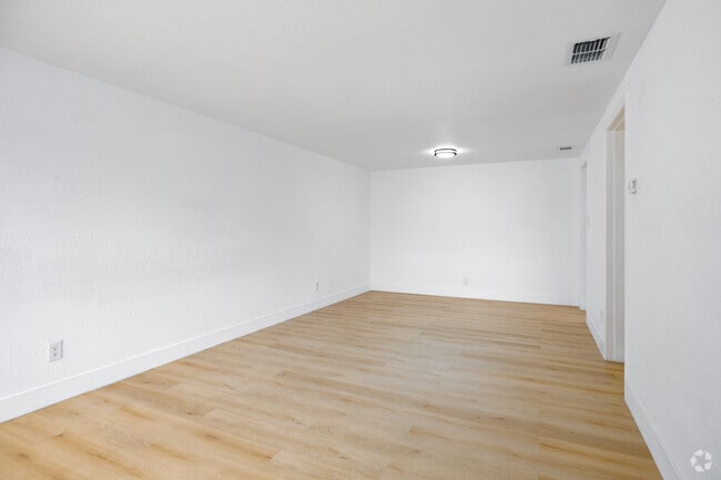 2BR, 1BA - 875SF - Living Room, Dining Room