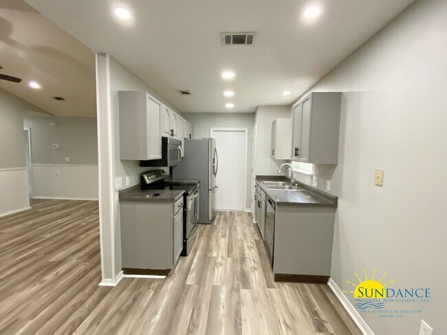 Photo - Beautiful 3 Bedroom Home in Crestview!!