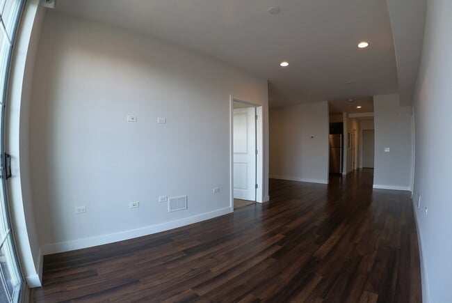 Photo - 4447 N Kedzie Ave