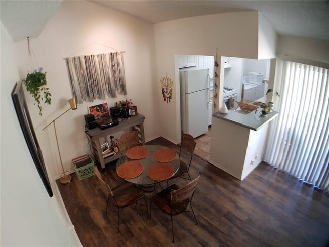 Photo - 1510 Rockdale Cir