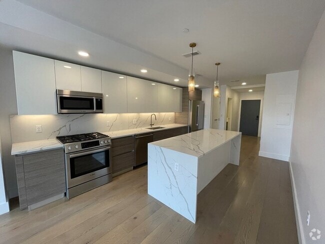 Building Photo - 30 Penniman Rd Unit 203 Rental