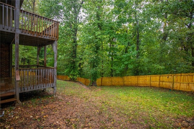 Photo - 605 Tunbridge Dr