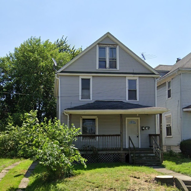 Photo - 237 8th St NW House