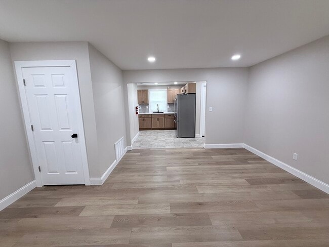 137 Lemmon Ave