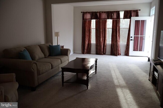 Photo - 659 Thomas Penn Dr