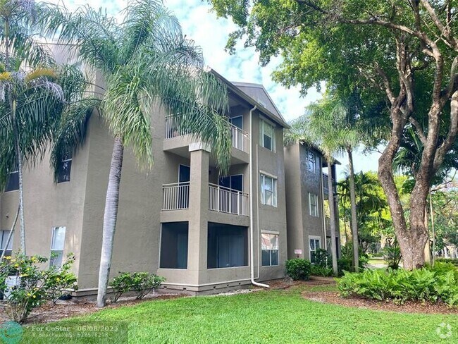 Building Photo - 1780 Palm Cove Blvd Unit 6-203 Rental