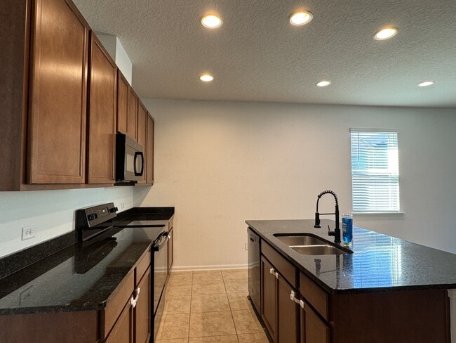 Photo - 2904 Laurel Springs Dr