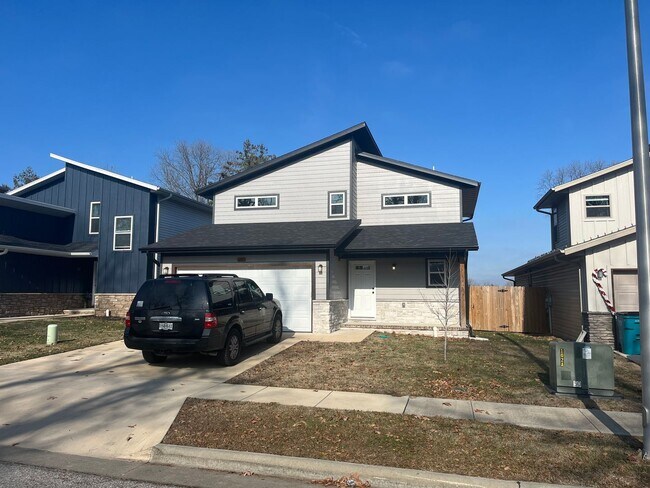 Photo - Nearly New 3 Bedroom 2 Bath Home!!!