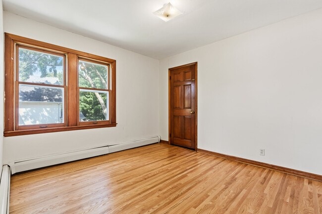 Photo - 794 Randolph Ave Unidad 2