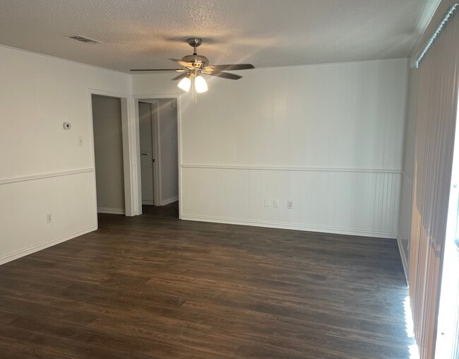 Photo - 6509 Cathy Dr