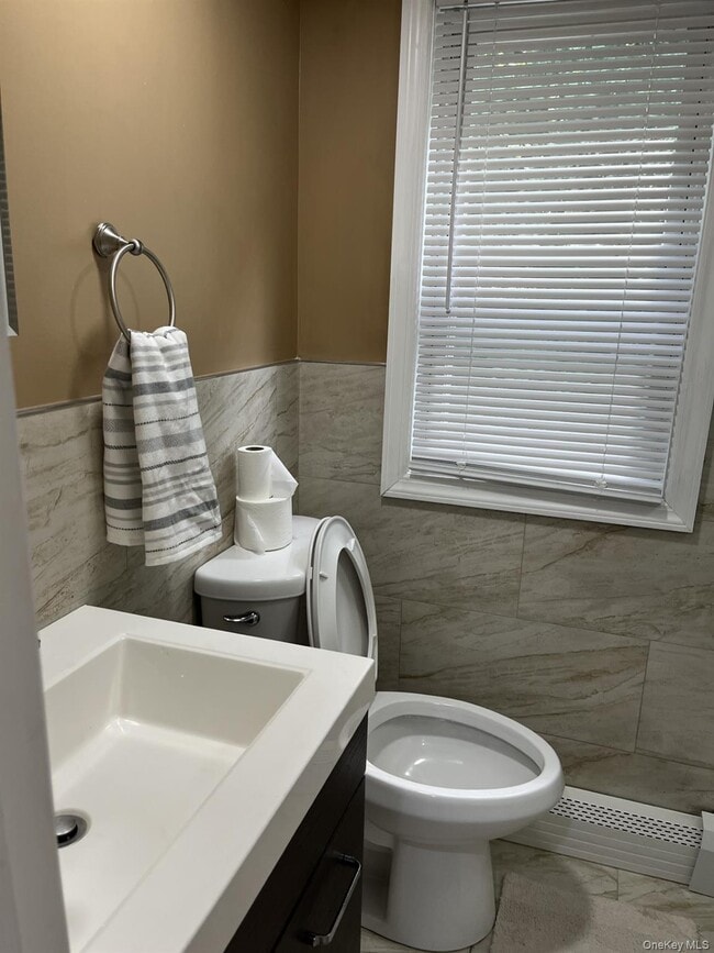 Photo - 24 Waterside Ave